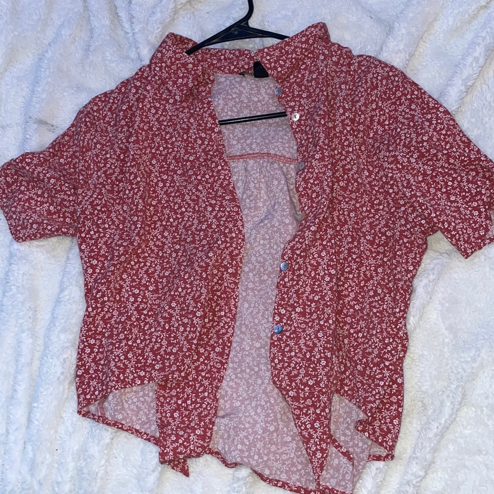 coral floral button down- ties at the bottom